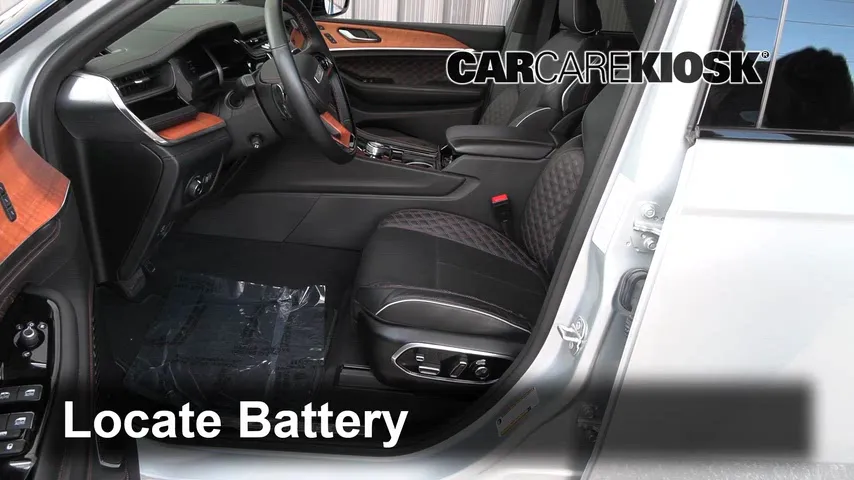 2022 Jeep Grand Cherokee Summit 5.7L V8 Batería